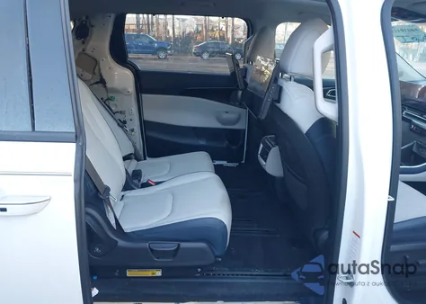 2025 Kia Carnival Mpv Sx z USA, uszkodzony, nr VIN KNDNE5K33S6472141